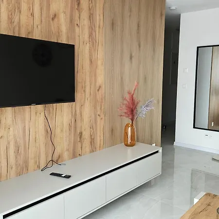 Apartamento Moderný V S Veľkou Terasou 1 *