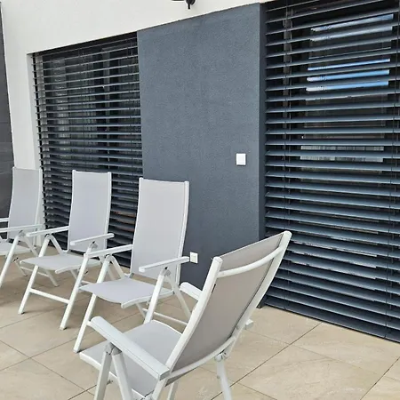 Apartment Moderny V S Velkou Terasou 1